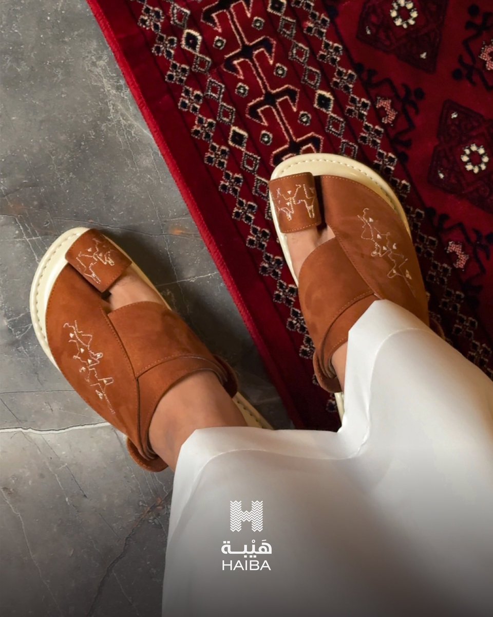 Haiba_Store's tweet photo. أحذية شرقية مريحة، تجمع بين التراث العريق والراحة العصرية. خطواتك ستكون أكثر أناقة وراحة مع كل تصميم يحمل لمسة من الثقافة  والجمال الشرقي. ✨ #أحذية_شرقية #راحة_وأناقة #تراث_وجمال https://t.co/YxwOxD0QnH