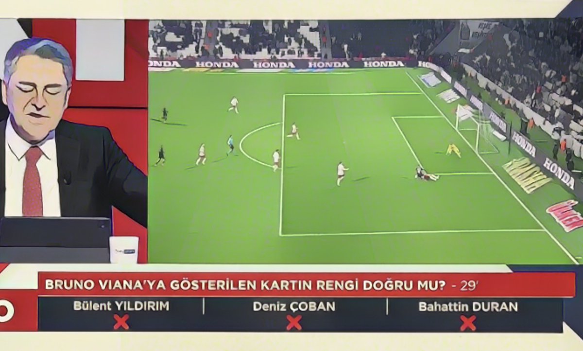 Trio:
Beşiktaş lehine verilen penaltı doğru fakat Bruno bu pozisyonda bariz gol şansı sebebiyle net bir kırmızı kart görmeliydi.
VAR müdahale etmeliydi.
Skandal bir hata bu.
#BJKvGFK
