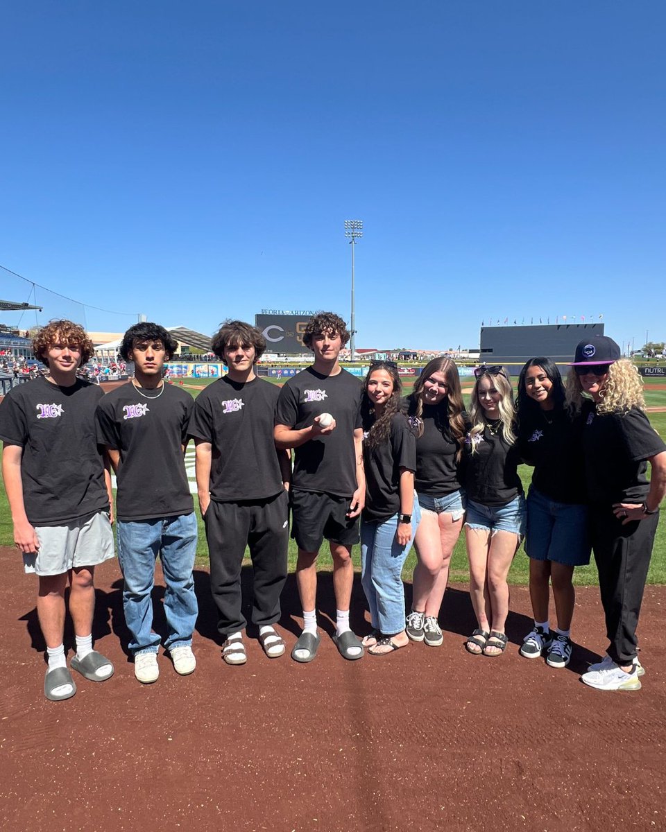 Today, Sunrise Mountain High JAG students enjoyed Mariners’ spring training vs. Brewers! Huge thanks to the Peoria Diamond Club for their unwavering support &amp; for treating our students to a ballpark day. Shoutout to Austin McQuilliam for the first pitch! #JAG #PeoriaDiamondClub