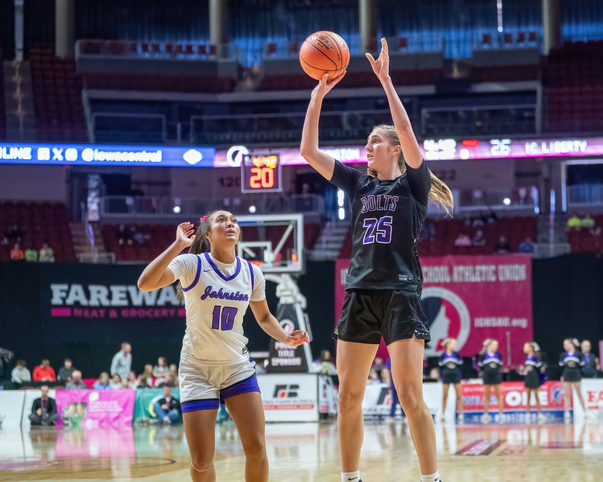 rmmurken's tweet photo. State Semifinalist Regina Has Two Players Named to IGCA All-State Team - Your Prep Sports https://t.co/1GM0I08NiQ https://t.co/yB6Cg374z8