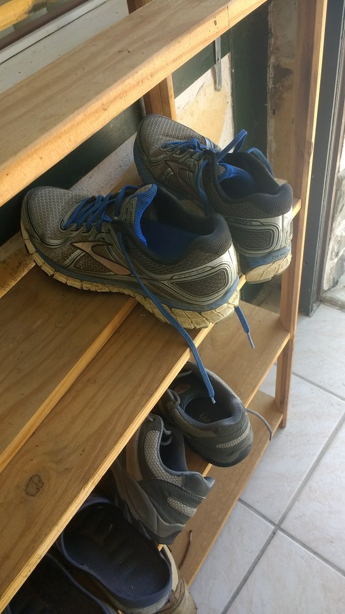 graemeultra's tweet photo. This week's #CaminoTuesday theme is boots...
1. Santiago
2. Outside of Porto ready for the #caminoportugues
3. Outside of Naveranx on the #viapodiensis goodbye old trainers...
#caminodesantiago https://t.co/9d3oesheHM