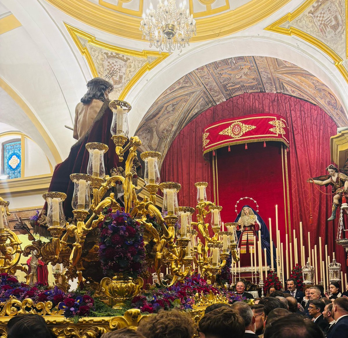 CoronacionJerez's tweet photo. Gracias, Señor, por regalarnos la jornada que hemos podido vivir hoy en torno a ti.

Damos las gracias a todos los hermanos que han participado en los traslados y en el rezo del Vía-Crucis.

Orgullosos de ser de La Albarizuela y de nuestras vueltas negras. https://t.co/0dqPxddD1W