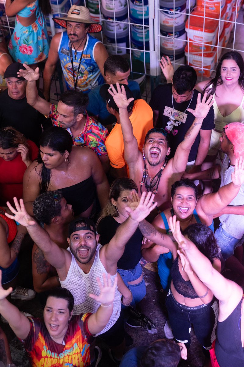 ClaudiaLeitte's tweet photo. A cidade de Capiba, #Surubim, entrou pra história de amor do carnaval da minha vida! Muito paixão pelo estado de #Pernambuco desde sempre, visse? 🥹♥️🔥 https://t.co/txkoK8fBhv