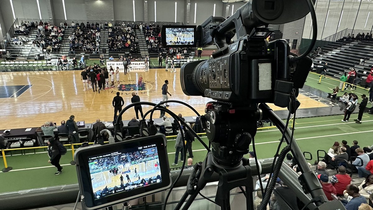 Doubleheader action from the FLAC tonight!  Live ON NFHS #ctbb
