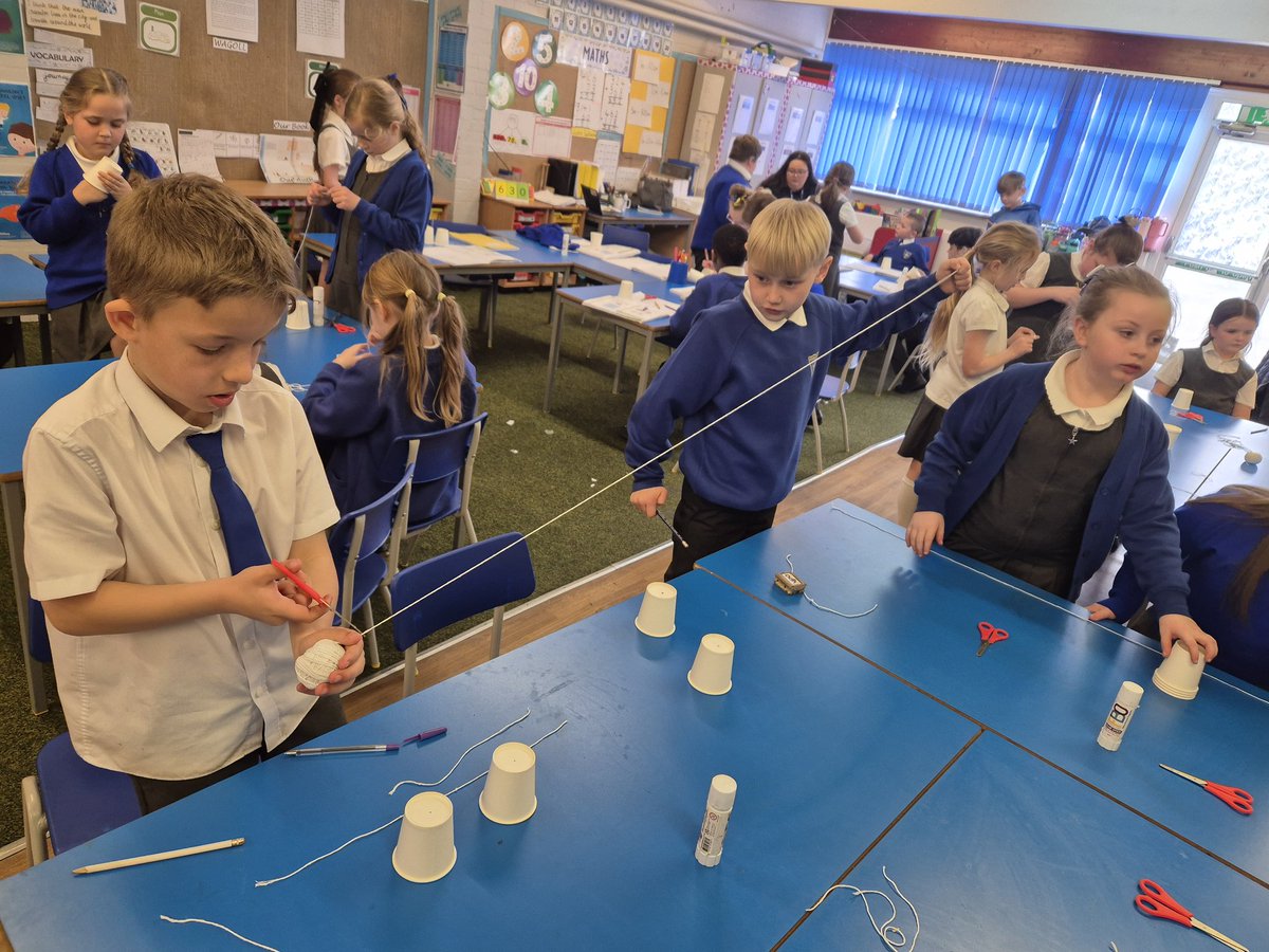 KCEclasses456's tweet photo. Oak class have been learning all about sound in their science lessons. Through making paper cup telephones, they now understand that sound waves cause vibrations which travel along the string to other cup. They had great fun talking to each other! #KCEScience @WhiteRoseEd https://t.co/Sd2ojsaYbe