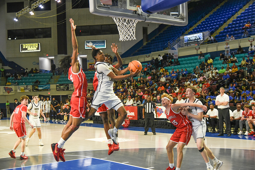 bcsdschools's tweet photo. Photos: Gators fall to Greenville in state title game https://t.co/xjCEYKjKnz https://t.co/lC9fgMo8yO