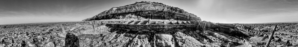 Visual Wreck. A 360 degree panorama of the wreck of the stream trawler Sheraton below Hunstanton Cliffs. #360photography #fsprintmonday #Sharemondays2025 #fujifilm_xseries #NorfolkCoast