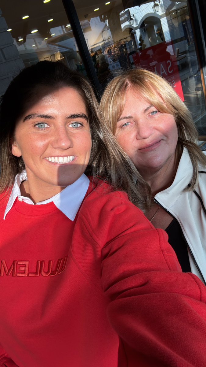 Paige Williams (@paige_w10) on Twitter photo Couldnโt of asked for a better 30th birthday then spending the day with my mum โค๏ธ๐ Couldnโt of asked for a better 30th birthday then spending the day with my mum โค๏ธ๐
