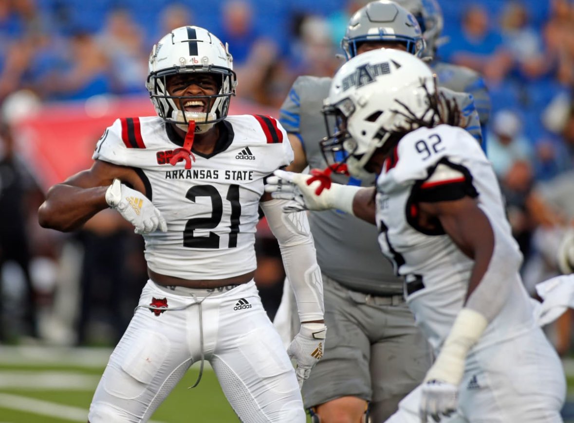 malachi steele (@msteele_3) on Twitter photo #AGTG After a great conversation with <a href="/Coach_GMcCarley/">Griff McCarley</a> Blessed to receive my first D1 offer from Arkansas State University!
<a href="/RileyElite3/">Riley Howard III 🇲🇭</a>
<a href="/Dj_thorpe7/">DJ Thorpe</a>
<a href="/Coach_GMcCarley/">Griff McCarley</a>
<a href="/AStateFB/">Arkansas State Football</a>
<a href="/grind2shine_CS/">Curtis Man Of Steele</a>
<a href="/_Elite3/">ELITE 3</a>
<a href="/CoachjayhGraham/">JAY GRAHAM</a>
<a href="/Twin_Johnson4/">Will “Coach Twin” Johnson 🔺</a>
<a href="/chs_cougars_fb/">Centennial Cougars Football</a>
#WolvesUp
#elite3🔺 #AGTG After a great conversation with <a href="/Coach_GMcCarley/">Griff McCarley</a> Blessed to receive my first D1 offer from Arkansas State University!
<a href="/RileyElite3/">Riley Howard III 🇲🇭</a>
<a href="/Dj_thorpe7/">DJ Thorpe</a>
<a href="/Coach_GMcCarley/">Griff McCarley</a>
<a href="/AStateFB/">Arkansas State Football</a>
<a href="/grind2shine_CS/">Curtis Man Of Steele</a>
<a href="/_Elite3/">ELITE 3</a>
<a href="/CoachjayhGraham/">JAY GRAHAM</a>
<a href="/Twin_Johnson4/">Will “Coach Twin” Johnson 🔺</a>
<a href="/chs_cougars_fb/">Centennial Cougars Football</a>
#WolvesUp
#elite3🔺