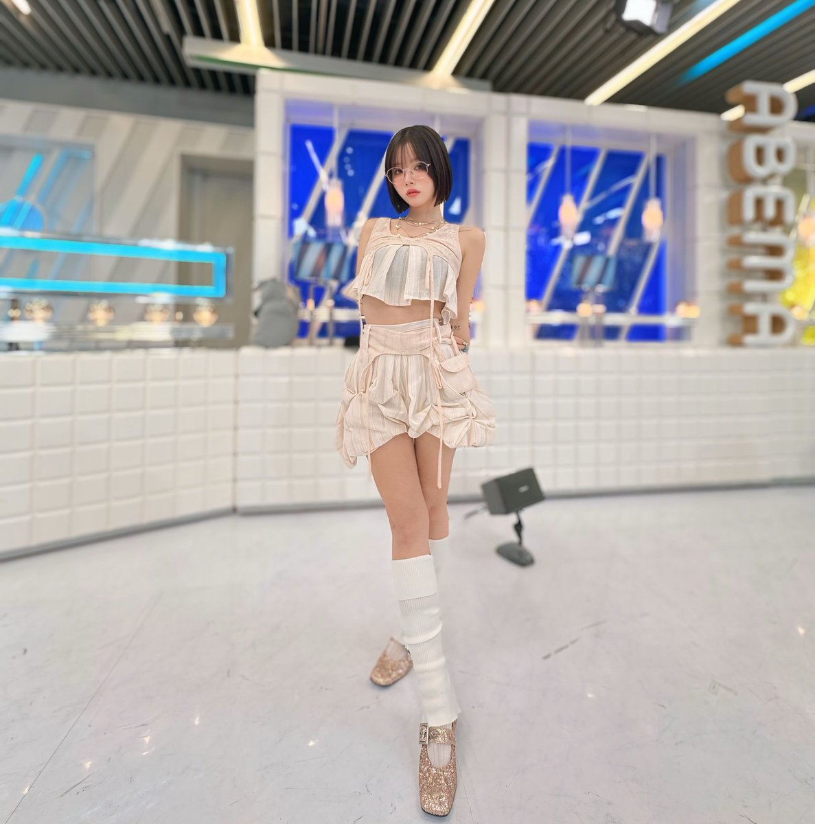 昨日の衣装です🌷 春の訪れを感じています🌸🐝