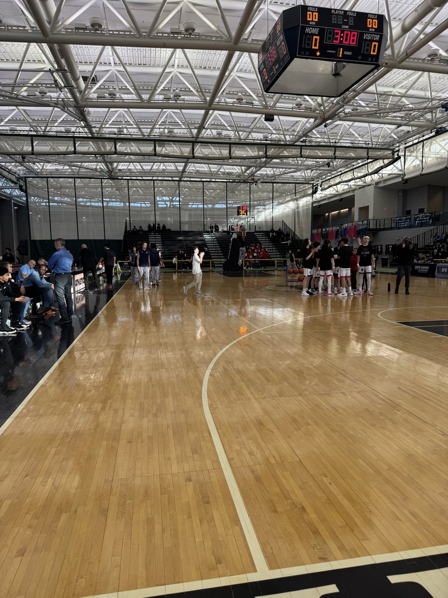 D1 Boys Semi-Finals Live From New Haven, CT 

East Catholic Vs Saint Bernard 

@GameTimeCT <a href="/32_Degrees/">Matt Lawrence</a> <a href="/32Sports1/">32Sports</a>

#cthsb #playoffs