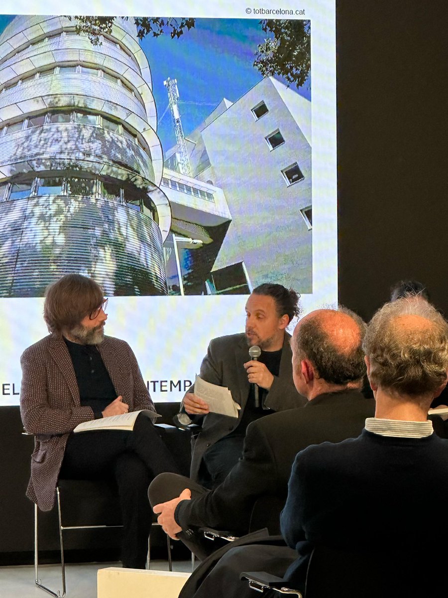 jm_buru's tweet image. Patrimoni contemporani en perill?

Tot un èxit avui al @COACatalunya , un debat ric i intens, que tot just avui a començat!

Gràcies a totes les que han intervingut i a les assitents!

#patrimoni #heritage