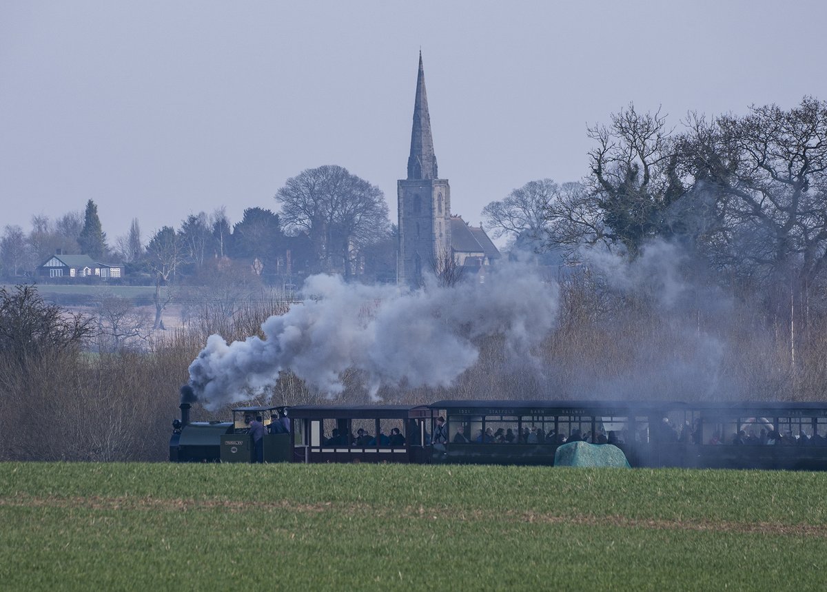 mikespencerpics's tweet photo. With so many trains running you can always find a 'different' view during Statfold's 'Spectacle of Steam'
and Sunday was no exception.
@StatfoldMuseum
@RailwayMagazine
#spectacleofsteam
#statfold https://t.co/WMLopscLNO