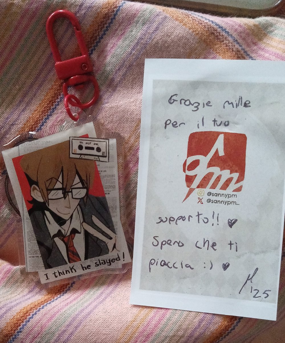 MY KEYCHAIN FROM <a href="/sannypm_/">sanny ✒️ @jw valencia</a> YAY