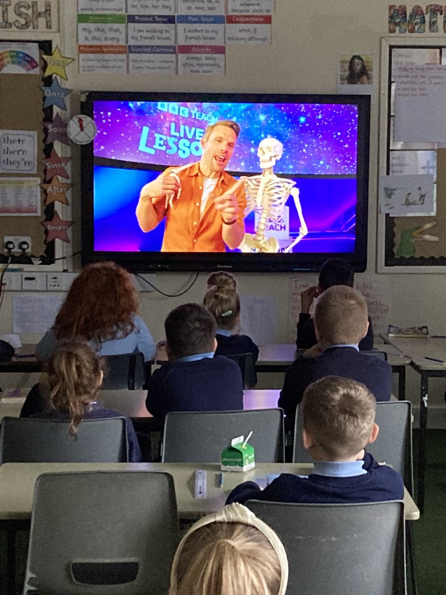 GCPSYear3's tweet photo. We really enjoyed the live lesson today about life in space for British Science Week. We discovered how astronauts keep fit, what they eat and what it’s like to sleep in space! Great to hear from @astro_timpeake @GreenfieldsCPS #bbclivelessons #BritishScienceWeek https://t.co/h2RkHxWoHj