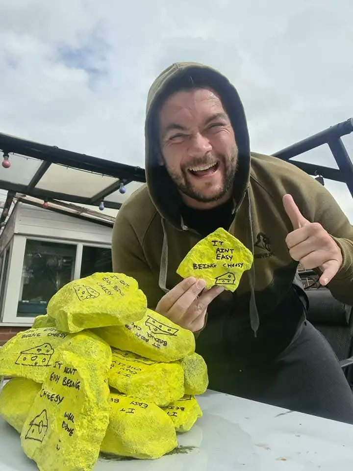 BigCheeseLogan's tweet photo. Has Anyone found them limited painted Big Cheese Logan Rocks i placed around the country.
#TeamBigCheese #Fyp #Like #follow #Foryoupage #Foryou #Tiktok #Following #Followers #MassFollow #FollowTrain #Hike #Hiking #Adventure #ViewsInLife #Views #scenic #RockHunt #RockFind https://t.co/47ROAmkkZ3