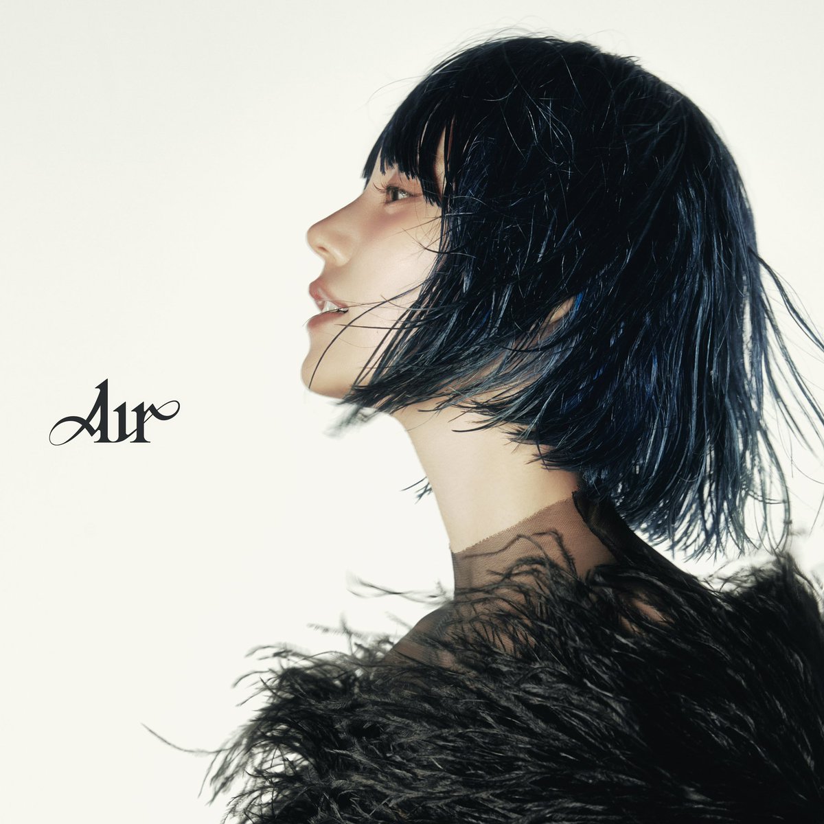 "AIR" EP on iTunes Album Chart :

#1 in Russia, Hong Kong, Malaysia
#4 in Philippines, Taiwan, New Zealand
#5 in France, Turkey 
#6 in Indonesia
#7 in Thailand
#8 in Japan
#9 in Mexico 
#17 in Australia
#20 in Canada
#23 in United States 
#24 in United Kingdom 

#YEJI_AIR #YEJI
