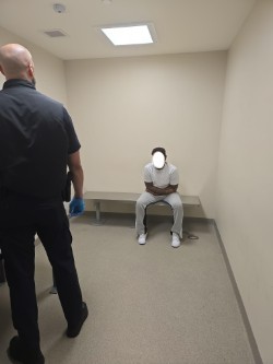 DFOFlorida's tweet image. Proud to announce CBP officers at Fort Lauderdale Airport apprehended a wanted individual with help from Broward Sheriff's Office. #CustomsAndBorderProtection #FortLauderdale #LawEnforcement #BrowardSheriffsOffice #PublicSafety #LocalLawEnforcement #CrimePrevention #OFOProud🇺🇲