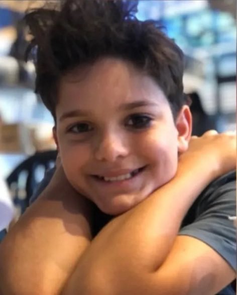 #MattiaAhmetMinguzzi canavarca katledildi!

Onu katledenlerin 18 yaş altı olmaları suça sürüklenen çocuk korumasından yararlandırılmasının koşulları çok iyi tartışılmalı!

Vicdanları rahatlatmayacak  bir kararı önümüze koymayın!
Onu öldürenler çocuksa,Mattia Ahmet’te çocuk du!