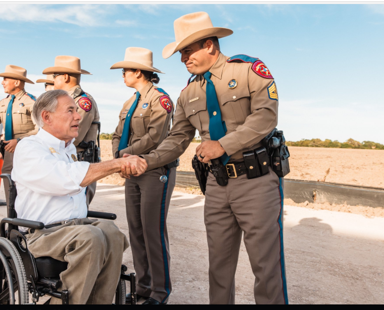 anjsewcscasewc's tweet image. Don't pay no mind they are Corrupt and stupid ~! #savinghumanity~! Be safe Angels.