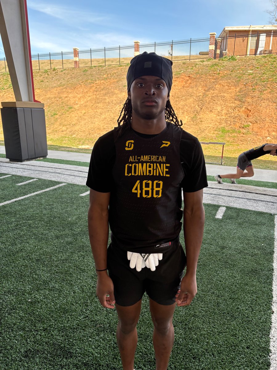 Craig Smith (@csmithsdsu) on Twitter photo I don't do this often but Im telling you <a href="/amiriacker14/">Amiri Acker 3⭐️</a> is one of the most underrated kids we have come across in the combine series. WR Ran a legit 4.4 40. Legit 6'2. and has great ball skills.
Hudl: hudl.com/v/2RPZge
Verified Metrics: app.signingdaysports.com/public-profile…
Our entire I don't do this often but Im telling you <a href="/amiriacker14/">Amiri Acker 3⭐️</a> is one of the most underrated kids we have come across in the combine series. WR Ran a legit 4.4 40. Legit 6'2. and has great ball skills.
Hudl: hudl.com/v/2RPZge
Verified Metrics: app.signingdaysports.com/public-profile…
Our entire
