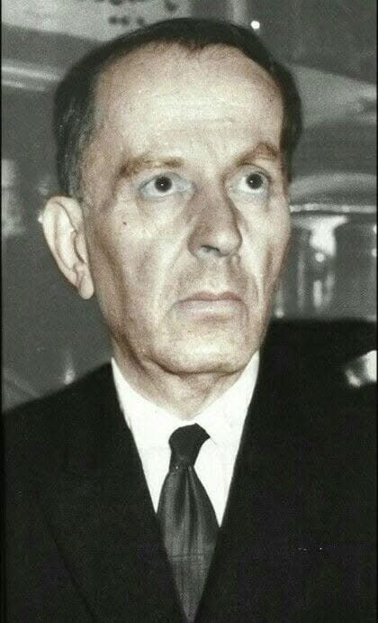 Atsız'ın talebesi olmaktan iftihar ederiz.