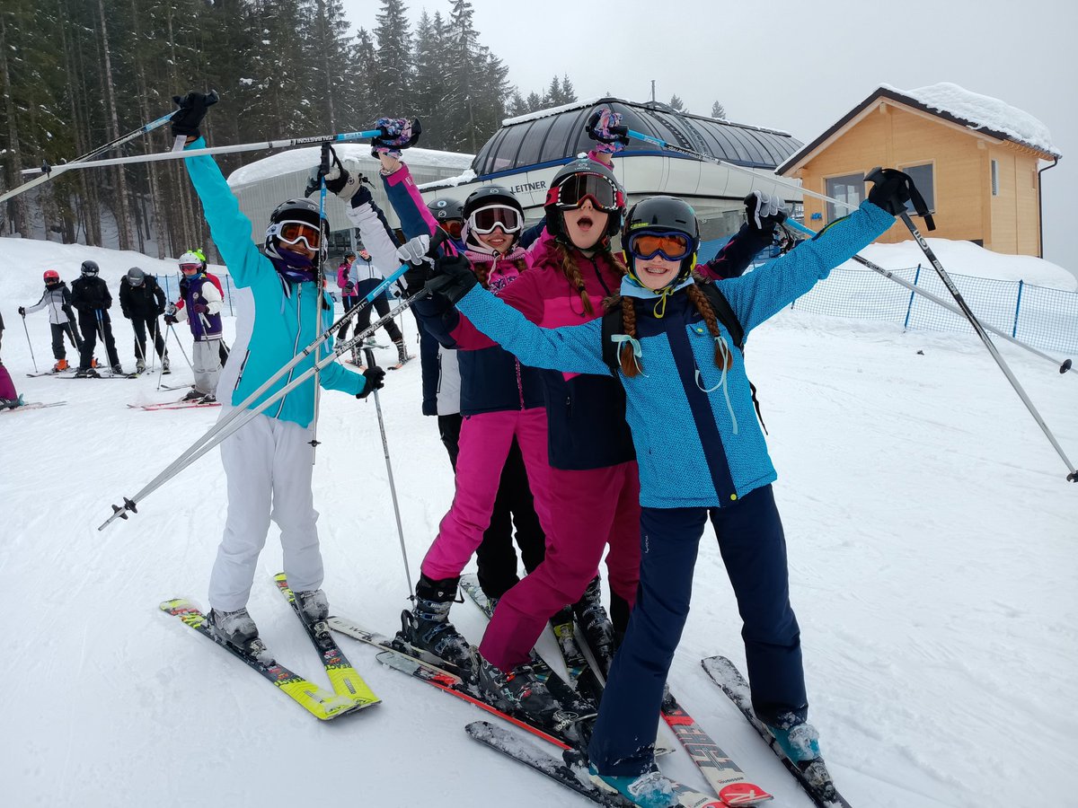 KNGS_ski tweet media