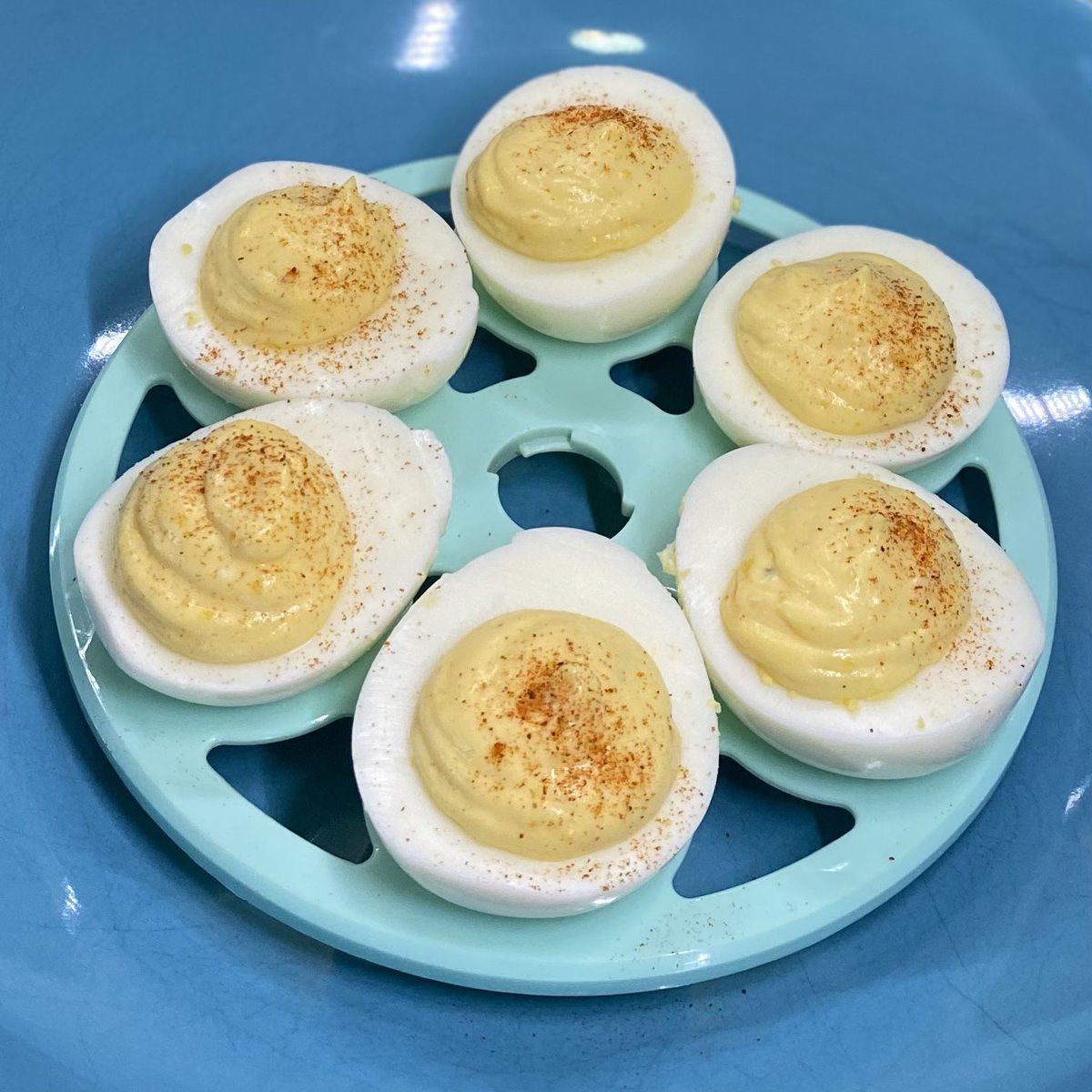 CarnivoreFriend's tweet photo. My first meal was 7 soft scrambled eggs cooked in 4 tbsp of butter and then I made some deviled eggs to munch on later. Ate them all.
#Carnivore #CarnivoreDiet #Keto #KetoDiet #EggChallenge #EggWeek https://t.co/3FlaSlAOto