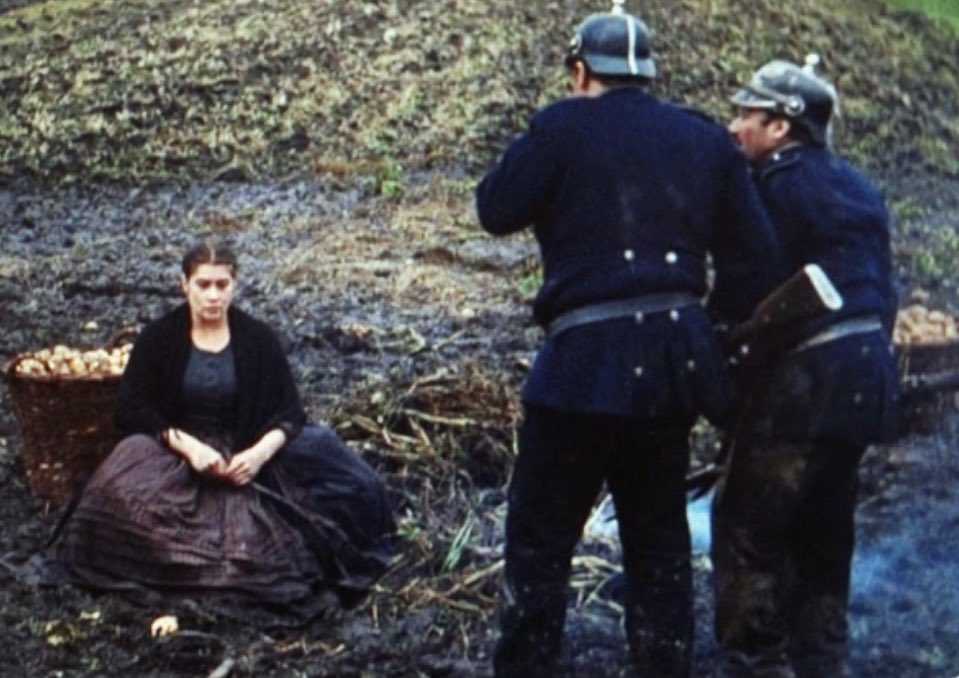 내 청춘의 영화 하나로 <양철북>을 꼽는다. 귄터 그라스의 동명 소설 원작 영화로 개봉이 막혔다가 88올림픽 분위기에 상영이 허가되었다. 그해...