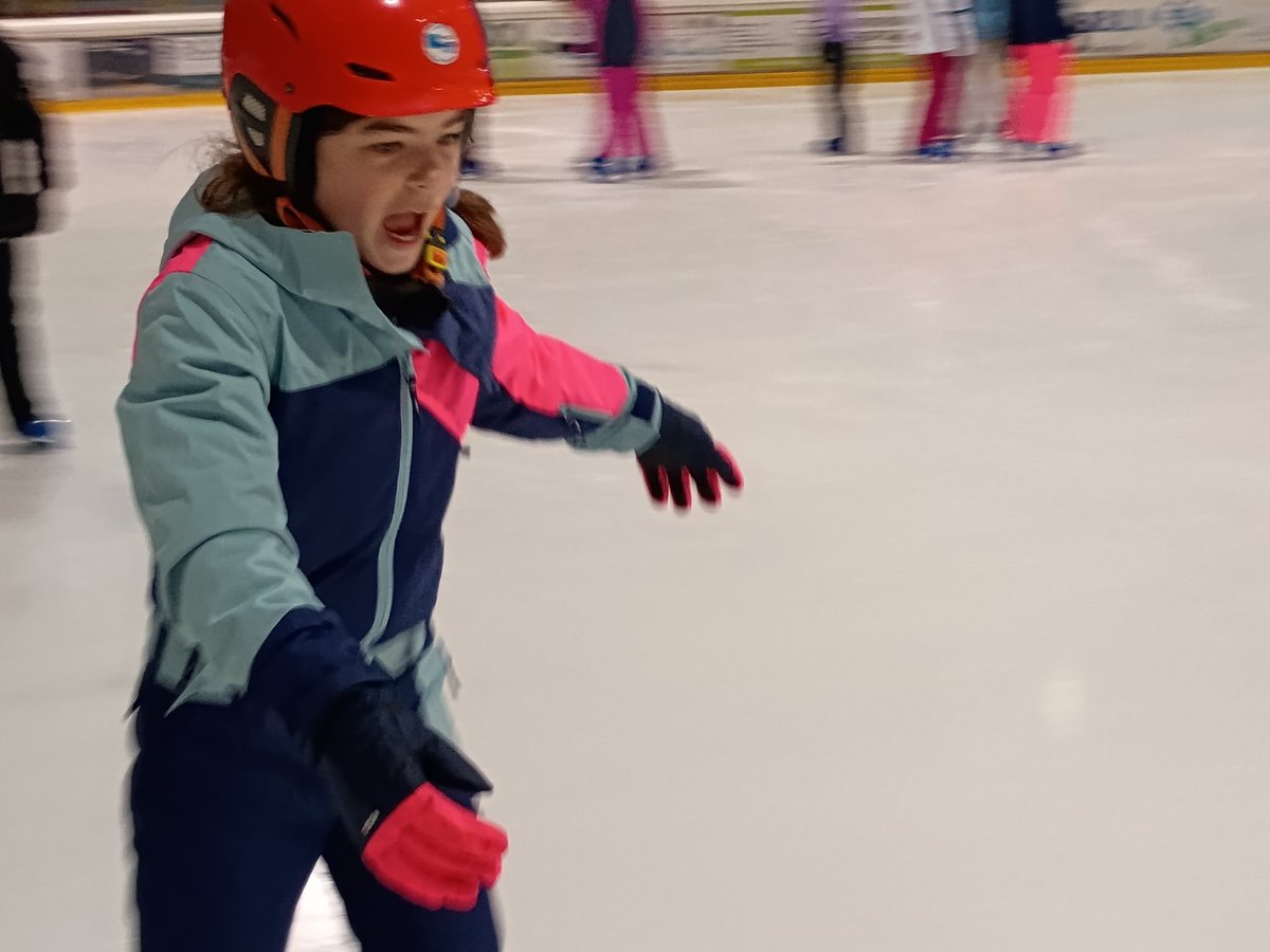 KNGS_ski tweet media
