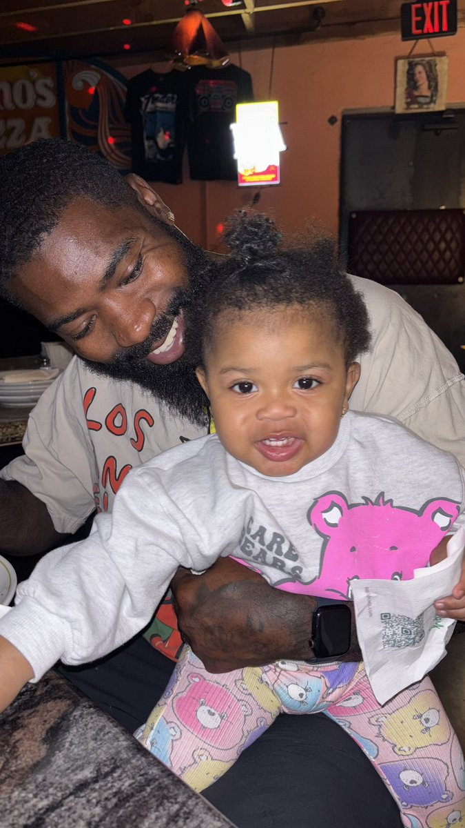 Kenneth Steele tweet media