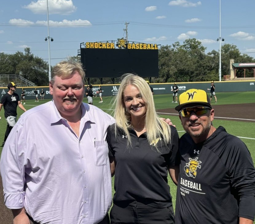 Brent Kemnitz (@brentkemnitz) on Twitter photo Pleasant suprise today from LOYAL and PASSIONATE <a href="/GoShockersBSB/">Wichita State Baseball</a> supporter Doug Lampton ๐พ๐พ๐พ
Dropped off gift certificates to myself and <a href="/emily13hiebert/">Emily Hiebert</a> in appreciation for FIRST CLASS service and HOSPITALITY on his recent trip to Hawaii ๐๐ฝโพ๏ธ Pleasant suprise today from LOYAL and PASSIONATE <a href="/GoShockersBSB/">Wichita State Baseball</a> supporter Doug Lampton ๐พ๐พ๐พ
Dropped off gift certificates to myself and <a href="/emily13hiebert/">Emily Hiebert</a> in appreciation for FIRST CLASS service and HOSPITALITY on his recent trip to Hawaii ๐๐ฝโพ๏ธ