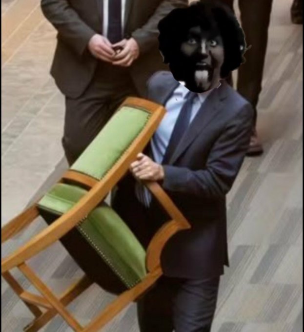 GlttOrJXQAABh96?format=jpg&name=small