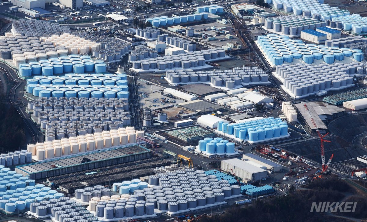 nikkeiphoto's tweet photo. 東日本大震災から14年を迎えました。

福島第1原子力発電所の構内には処理水タンクが並んでいました。東京電力は2月にタンクの解体に着手しました＝3月8日、杉浦瑛俊 @sugiura_nikkei 撮影

▼記事はこちら
https://t.co/FbROdIPoMz https://t.co/RZvVm1HKxQ