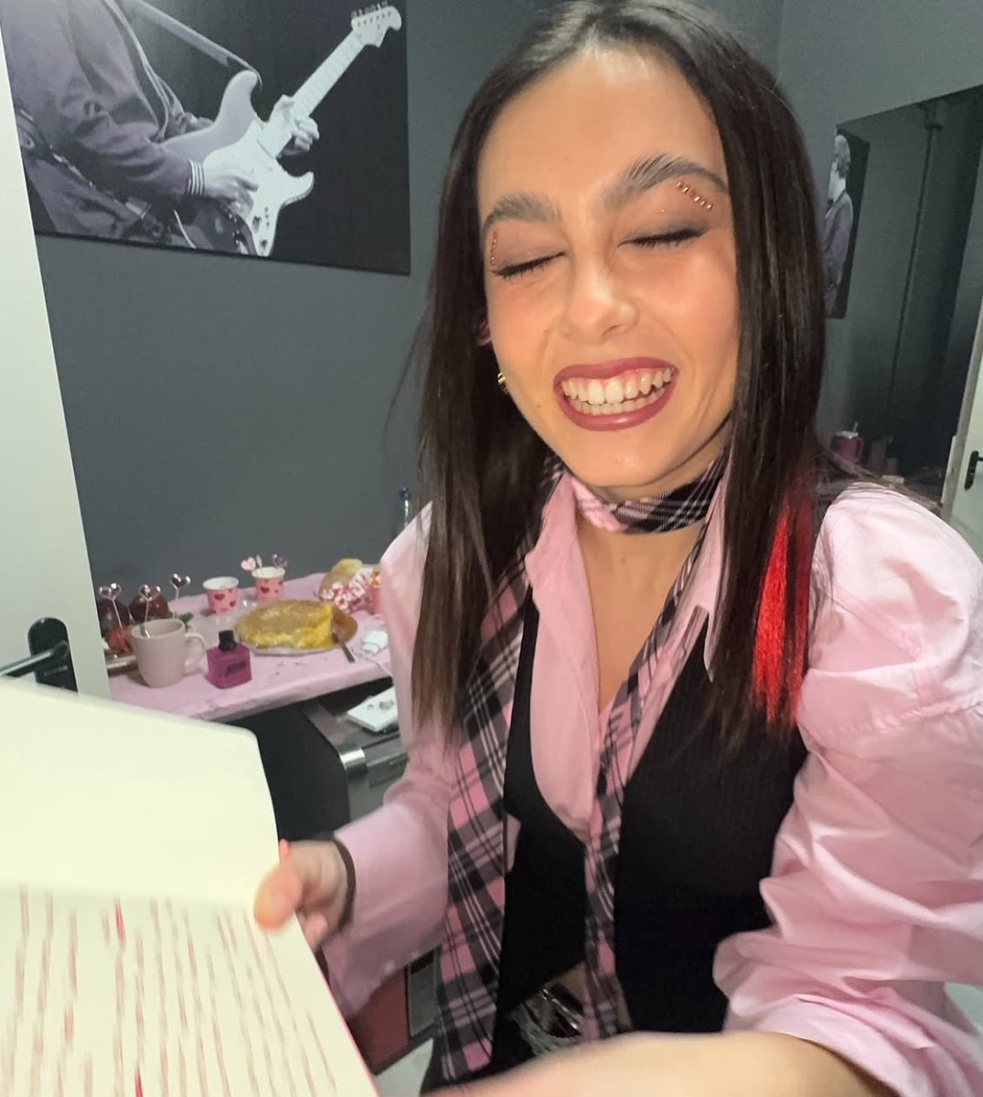 FELICES 21 CHIARA 😭🩷