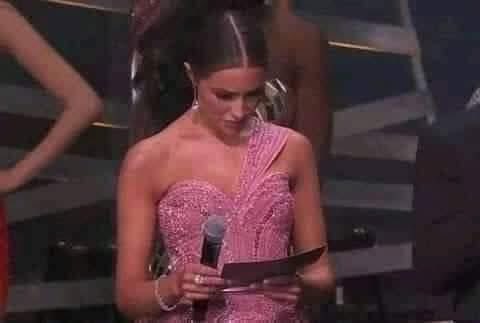 Yo despertándome con un mensaje que dice: "Deja a mi hijo tranquilo, lo estás confundiendo, el no es  como tú qué le gustan los hombres” el disque Hetero.