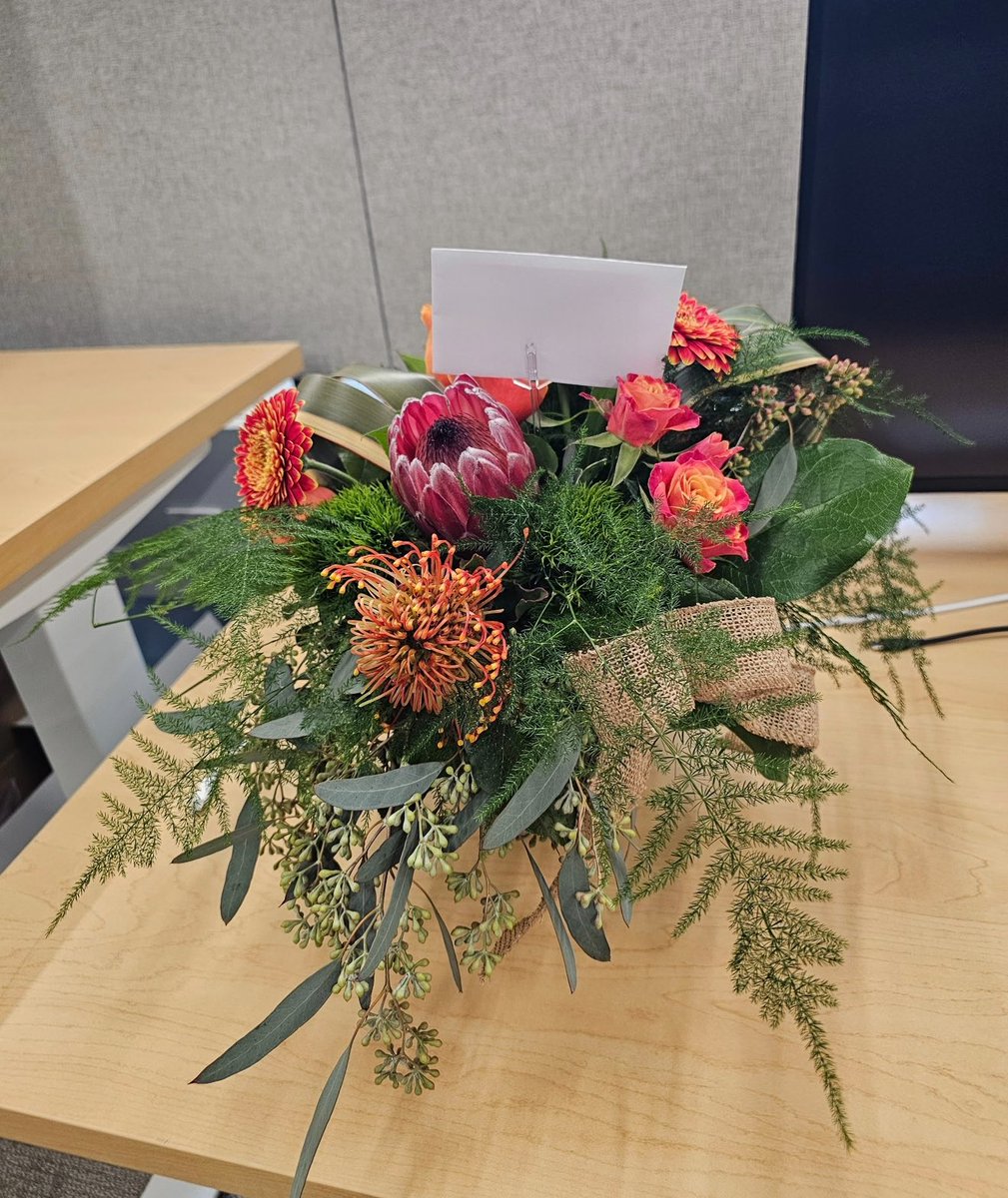 I mean, I truly have the best “job”. Thanks again for the flowers <a href="/Rush__X/">Rush_X</a>  - let’s eat some hot wings and chat (and maybe cry 😅🥲) about spicy things again. 🔥🥵 #HotOnes #Roblox