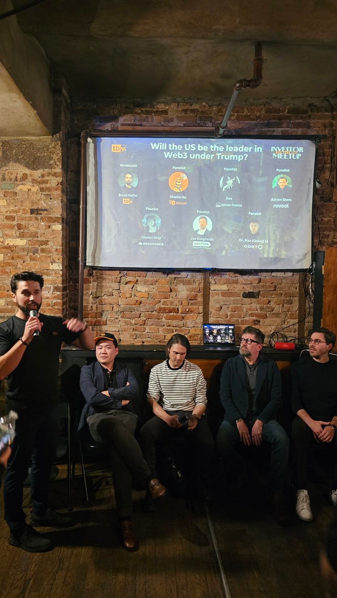 UdonWallet's tweet photo. #InvestorMeetup got me PUMPED! Web3 under Trump bout to 100X or REKT?  Big alpha from @AdrienStern @tbvxyz @Tobiasbauer_  @CharlieHusats —LFG degen fam! #Web3Moon #Trump https://t.co/rvZBdIJx4e