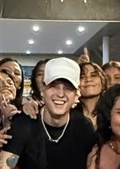 emiliaestrada__'s tweet photo. Su felicidad lo es todo 😭 https://t.co/wglVqNR1Y1