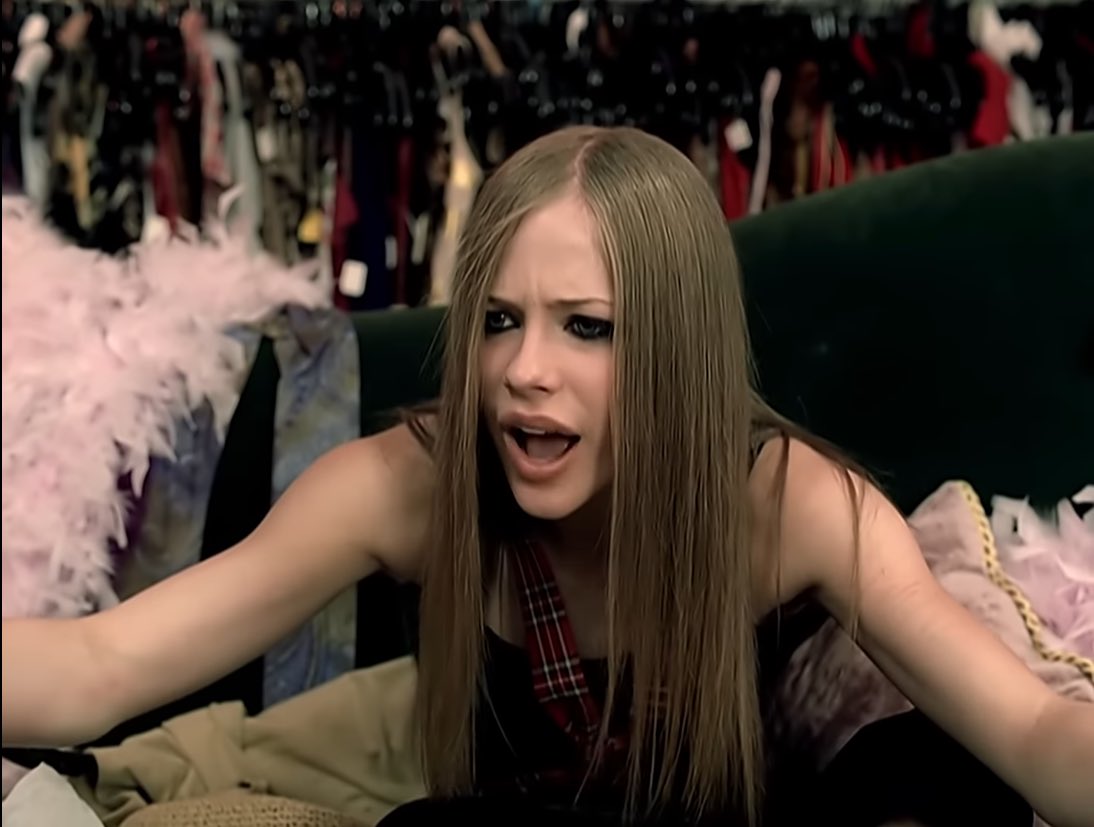 23 years ago today, Avril Lavigne released her debut single ‘Complicated.’