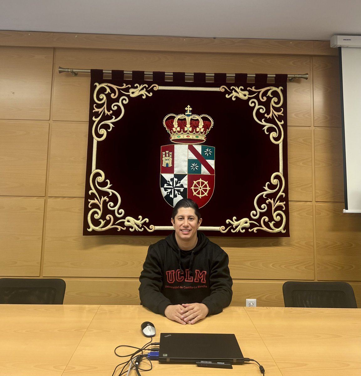 halcala29's tweet photo. Universidad de Castilla la mancha, España. https://t.co/OVAVe4Atz6