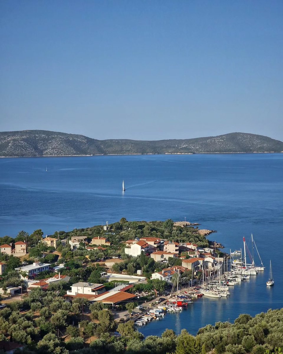 Impressive view of Steni Vala on Alonissos!

alonissos.gr

📷:Spyros:   (instagram.com/j_spyr79)

#visitalonissos #alonissos #alonissosisland #sporades #visitgreece   #visitsporades #grecia #greekislands #greece #beaches #alonissosbeach   #vacation #stenivala