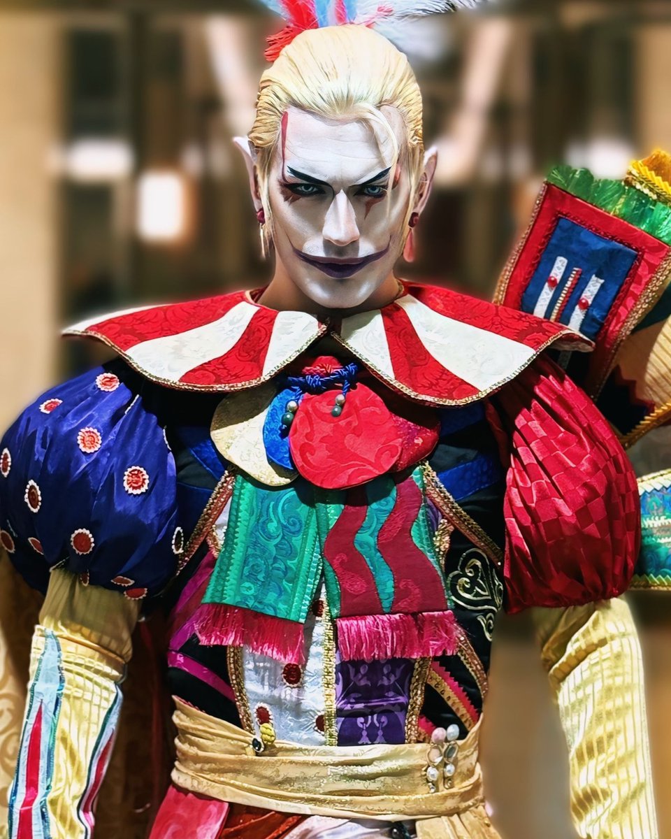 Leon_Chiro's tweet image. Kefka Palazzo - Final Fantasy VI
“Life — Dreams — HOPE!!!” 😈❤️
This Dream Cosplay marks the beginning of a New Era! I’m very happy to be back on X! 🤍✨
• Cosplay by me and @elizabeth_rage 🤍
#Kefka #FinalFantasy #FFVI #LeonChiro