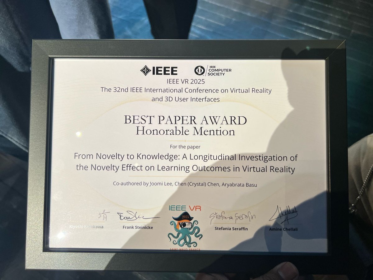 Chen (Crystal) Chen tweet media