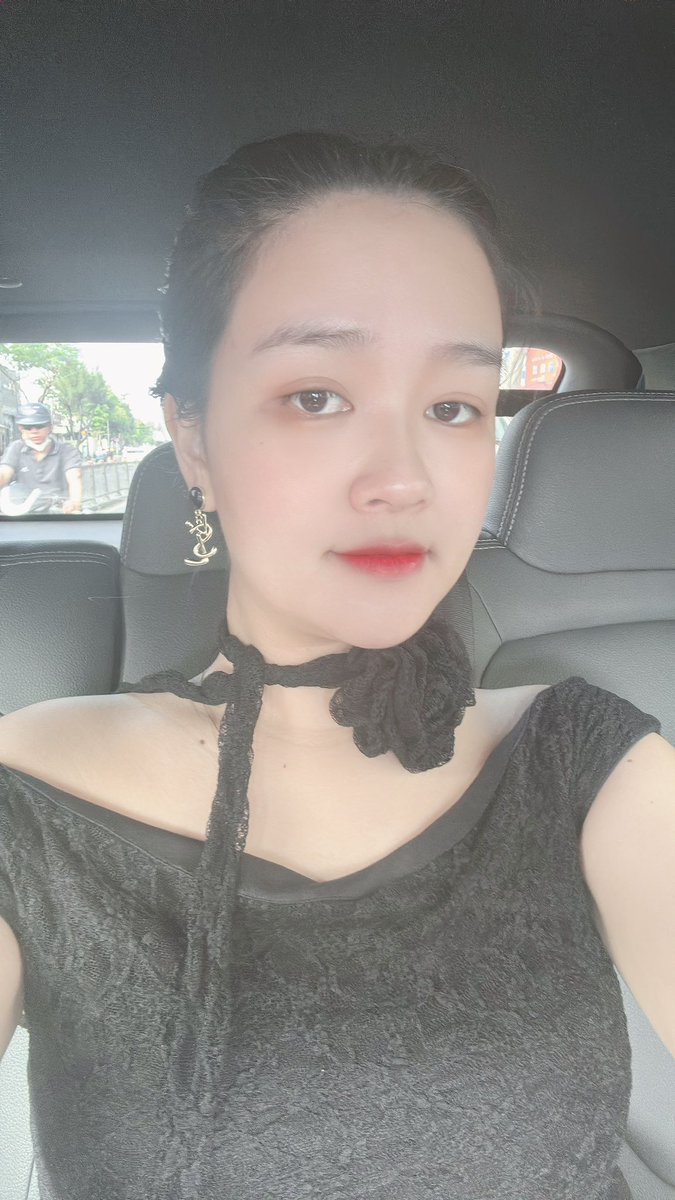 Mỹ Sam tweet media
