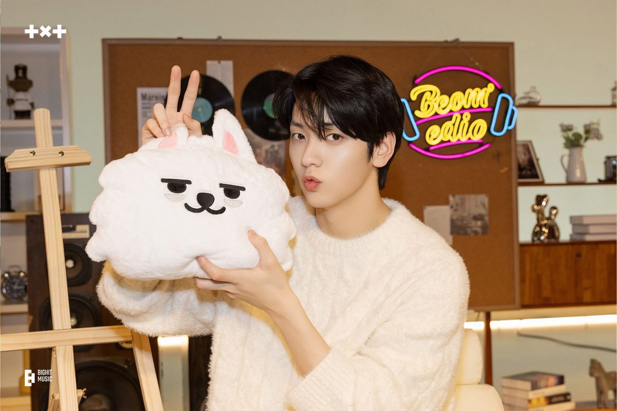trini_arce's tweet photo. @TXT_members  #soobin 👑💛💛🐰🐉🇰🇷 https://t.co/Ah5kysGtKo