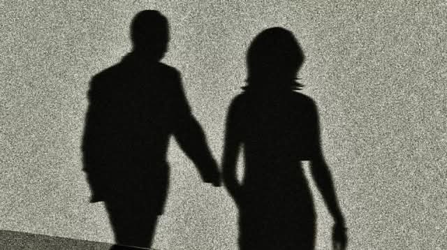 ১৫ বছর বয়সী ভাতিজার হাত ধরে পালালেন চাচি