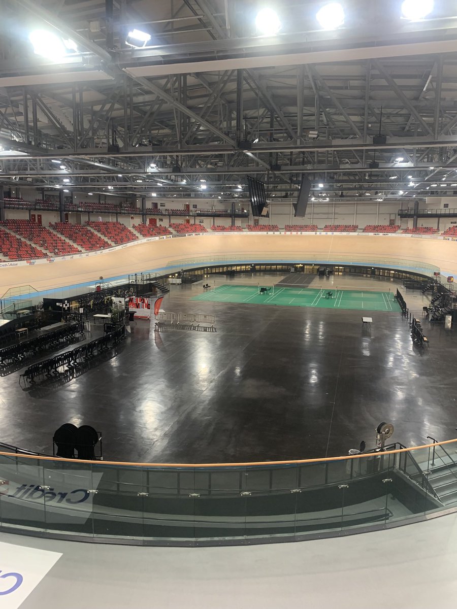SteveLussier3's tweet image. 📍Rencontre importante au Vélodrome National de Saint-Quentin-en-Yvelines. J’ai eu le privilège de m’y rendre en compagnie de Romain Lepillé,  professeur à l’Université de Rouen Normandie, engagé dans une analyse socio-géographique approfondie sur l’implantation des #Pumptracks.