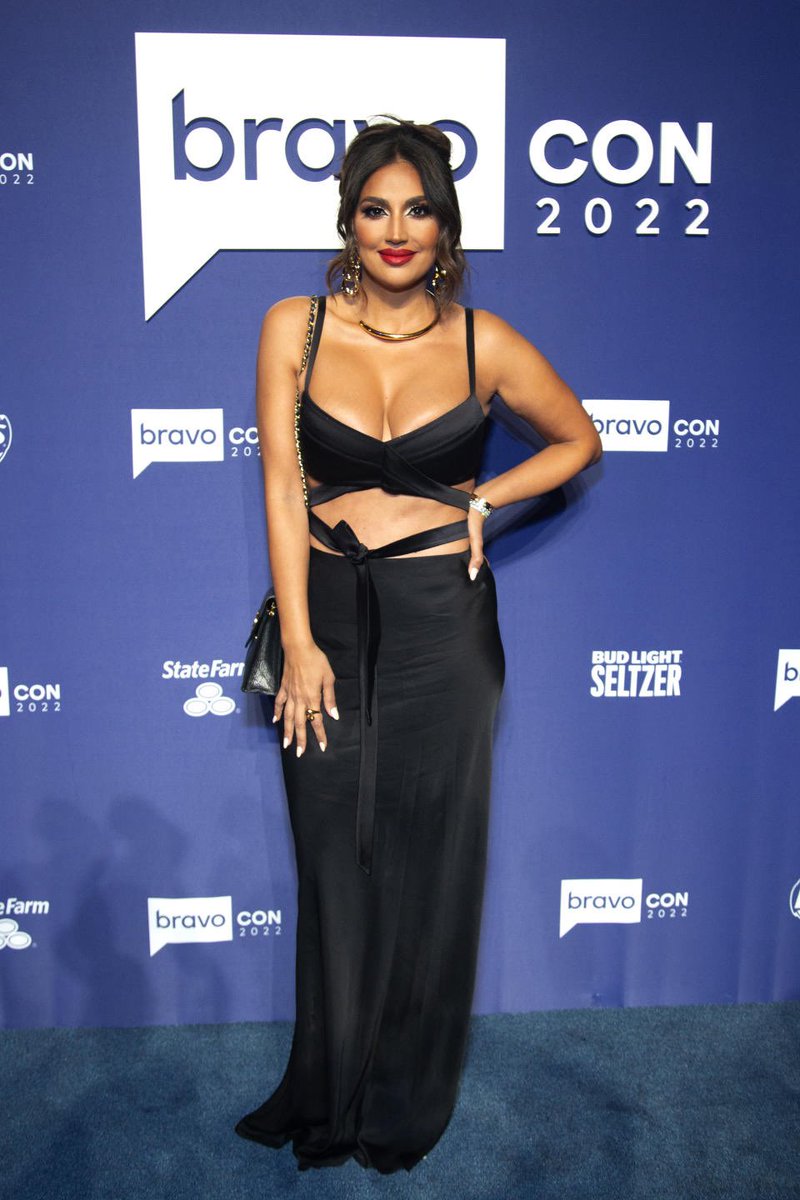 notcapnamerica's tweet photo. Iranian Southern Charm star Leva Bonaparte is currently crashing out because her new Charleston, SC restaurant has been accused (by white patrons) of racial profiling Black men that were waiting in line at the opening. https://t.co/7z5JOUcaH7
