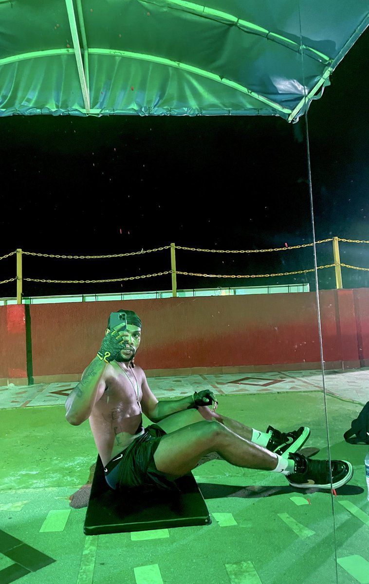 📍
